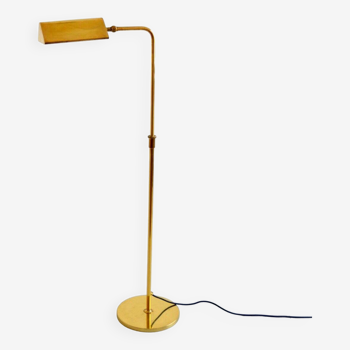 Adjustable and adjustable floor lamp / reading light in vintage golden brass 1970s