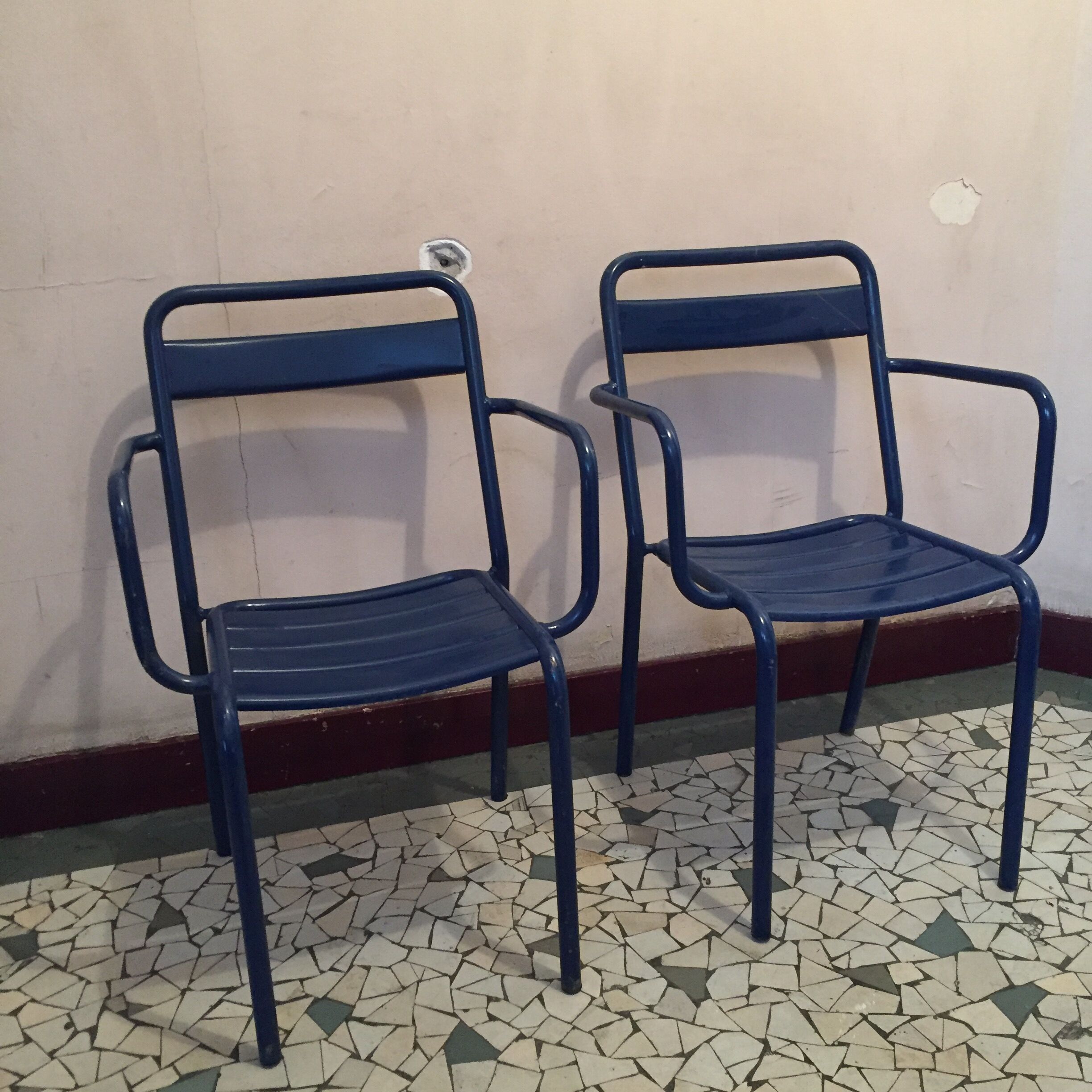 Paire de chaises extérieures Fermob 1980