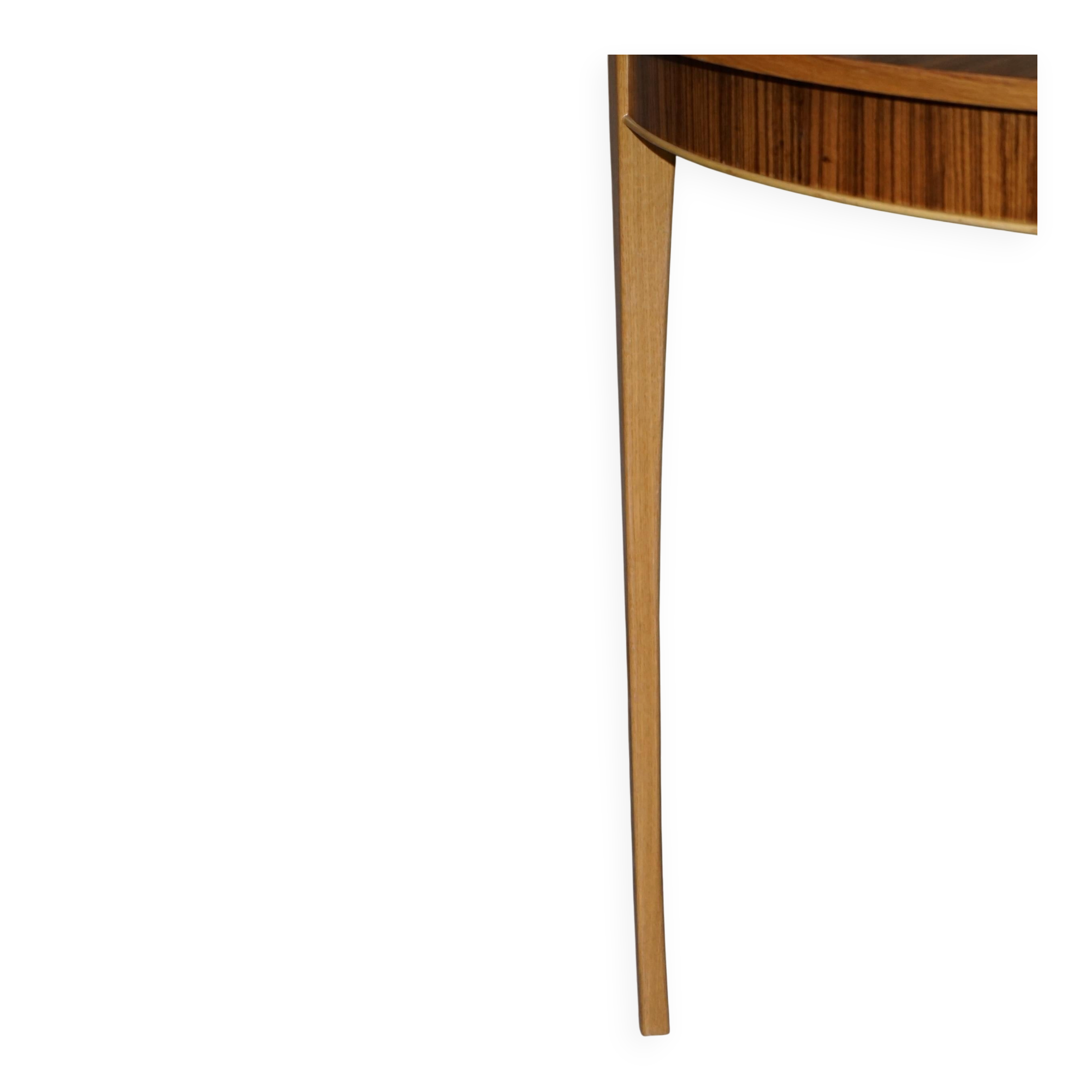 Paire de tables console demilune Bevan Funnell Phoenix en bois de zebrano