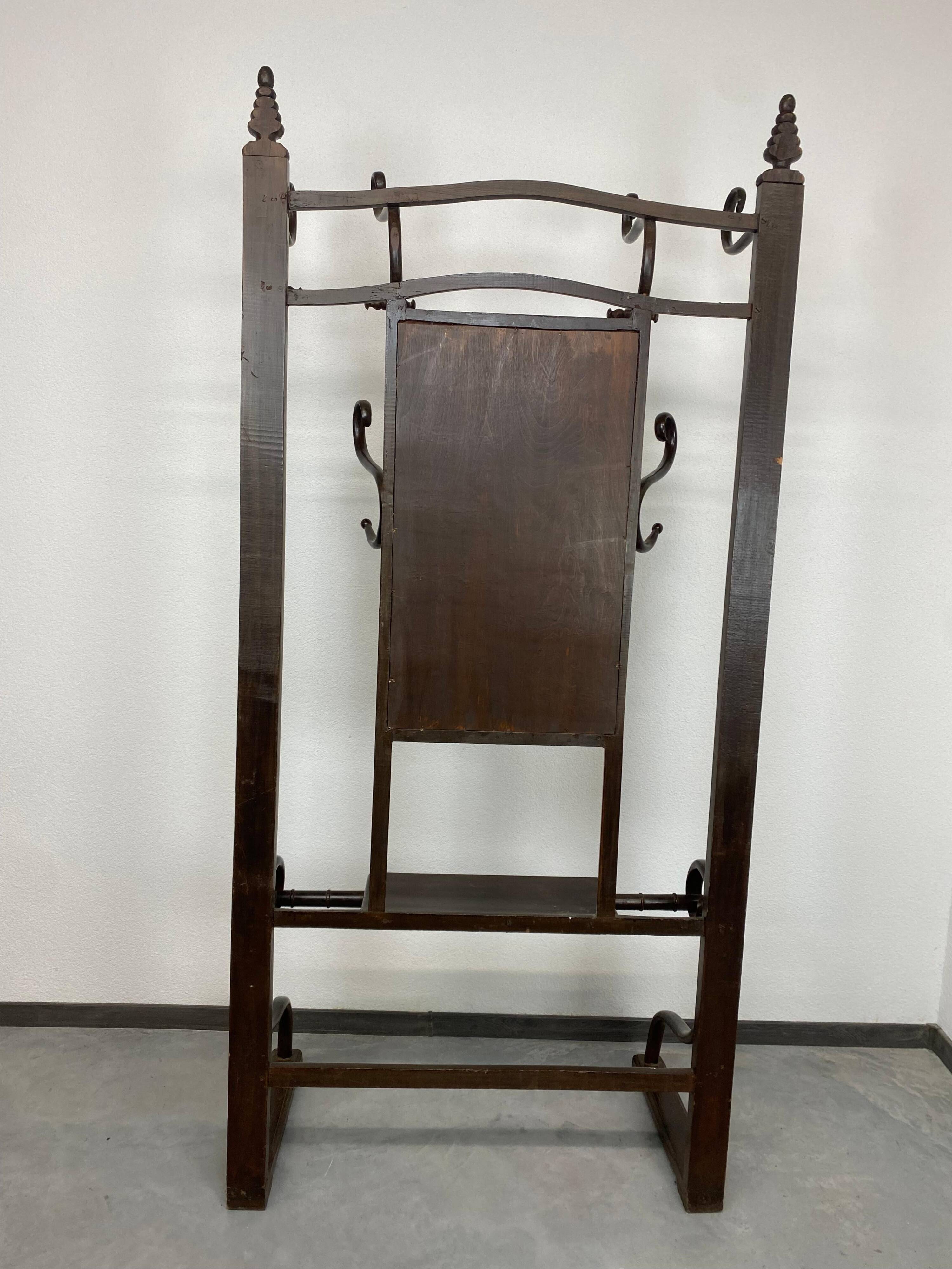 Curved wooden coat rack no. 1082 by J&J Kohn