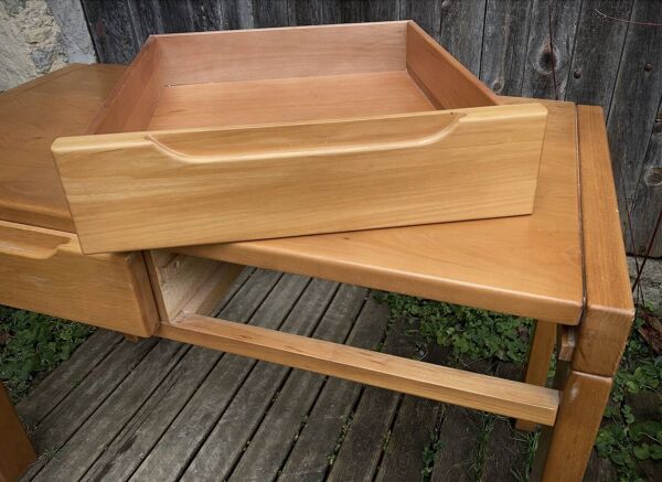 Bureau moderniste vintage