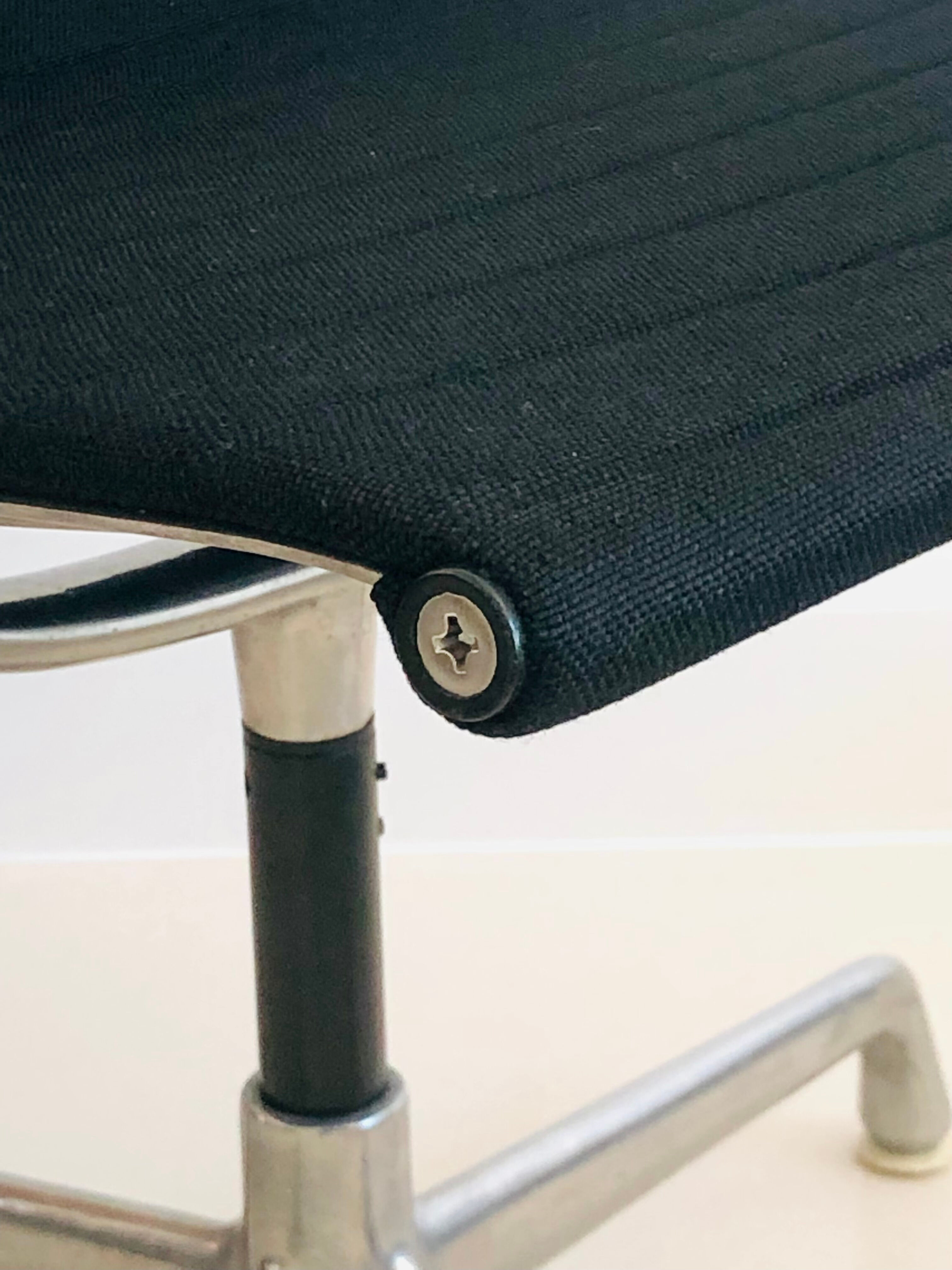 EA 108 Office Chair by Charles & Ray Eames for Herman Miller, 70s