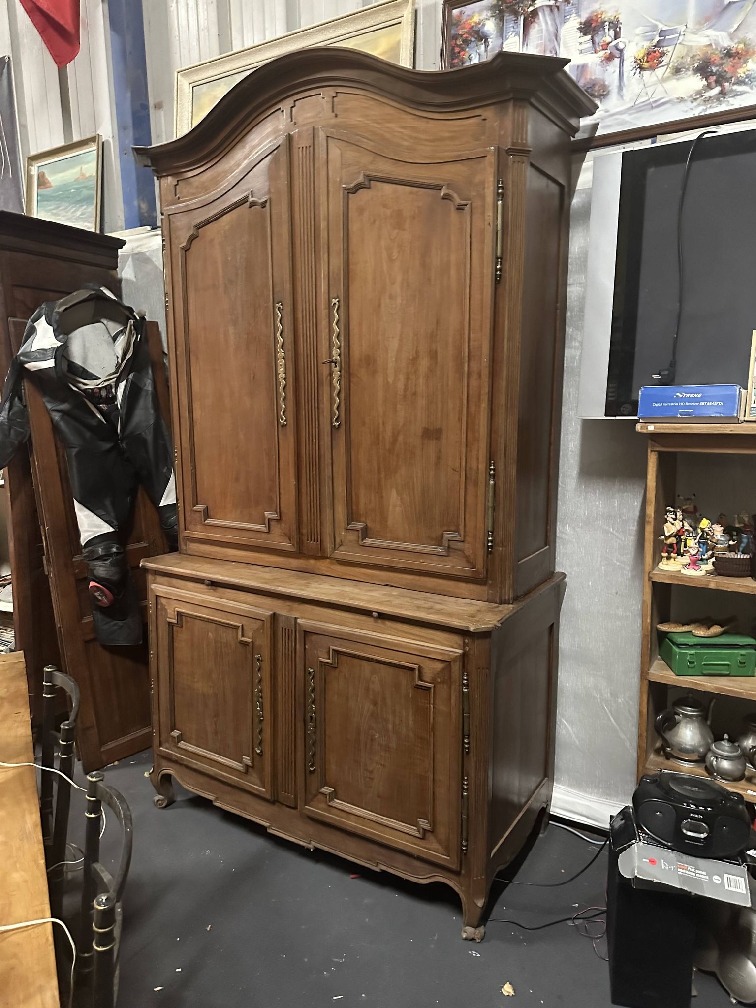 Buffet 2 bodies Louis XV