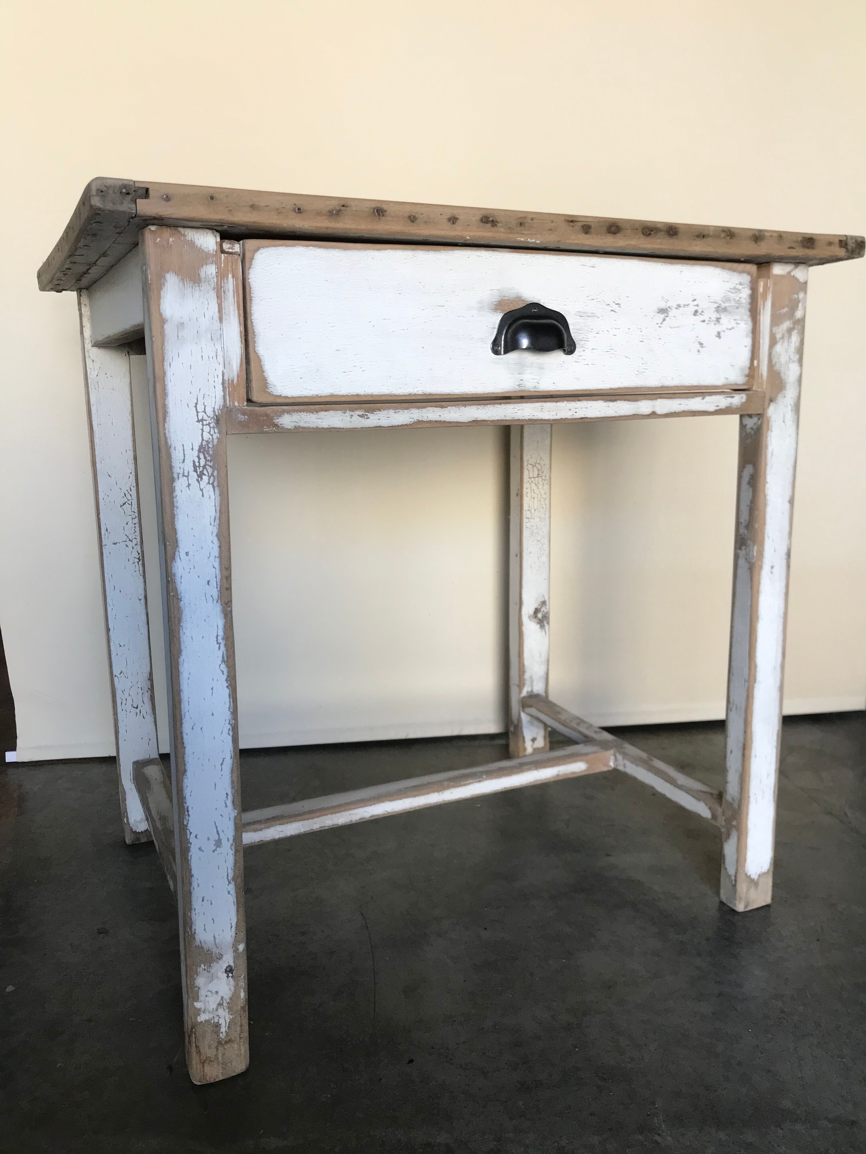 Table vintage wood in raw wood and white industrial chalk