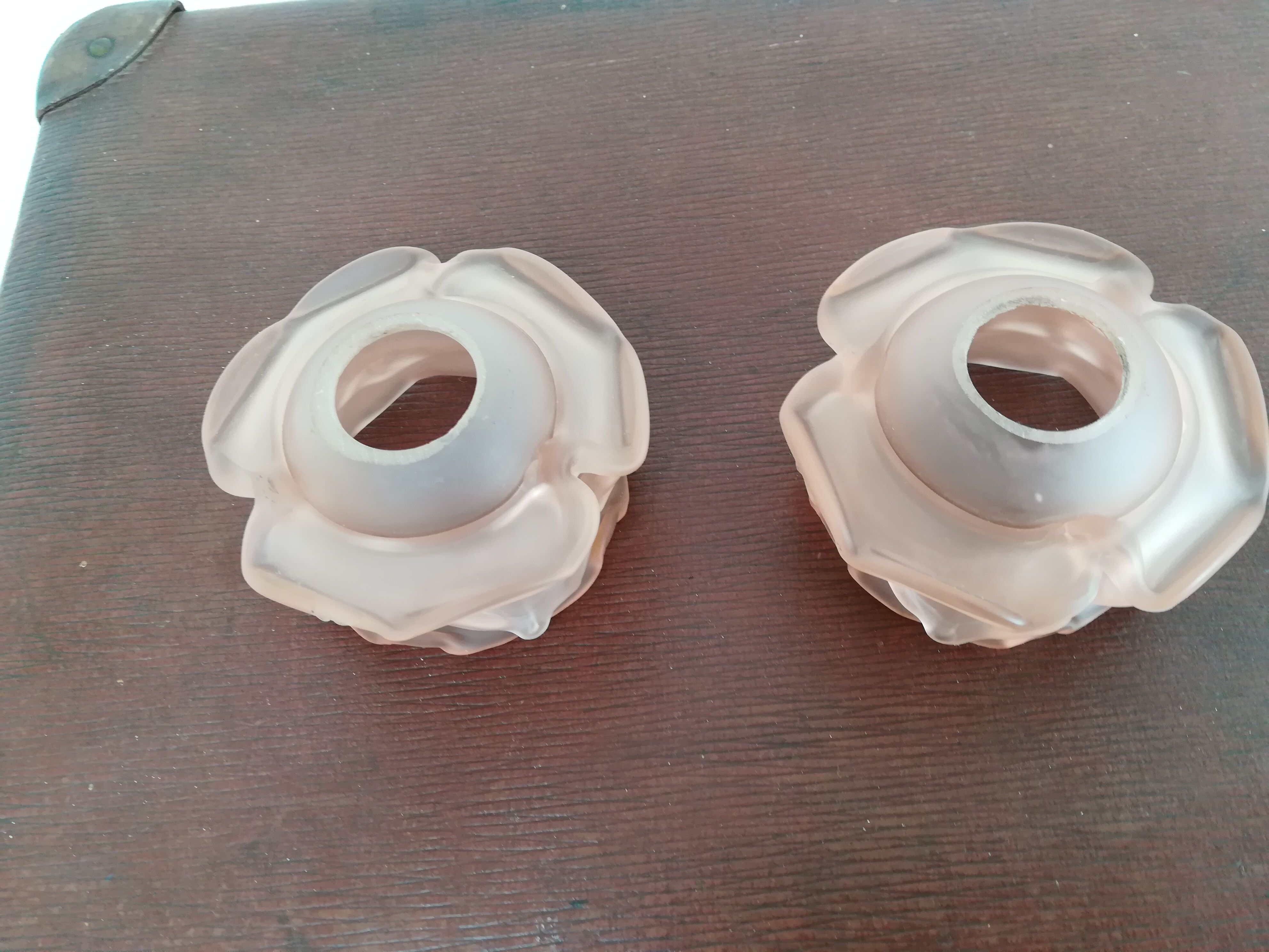 Lot de 2 tulipes en pâte de verre rose
