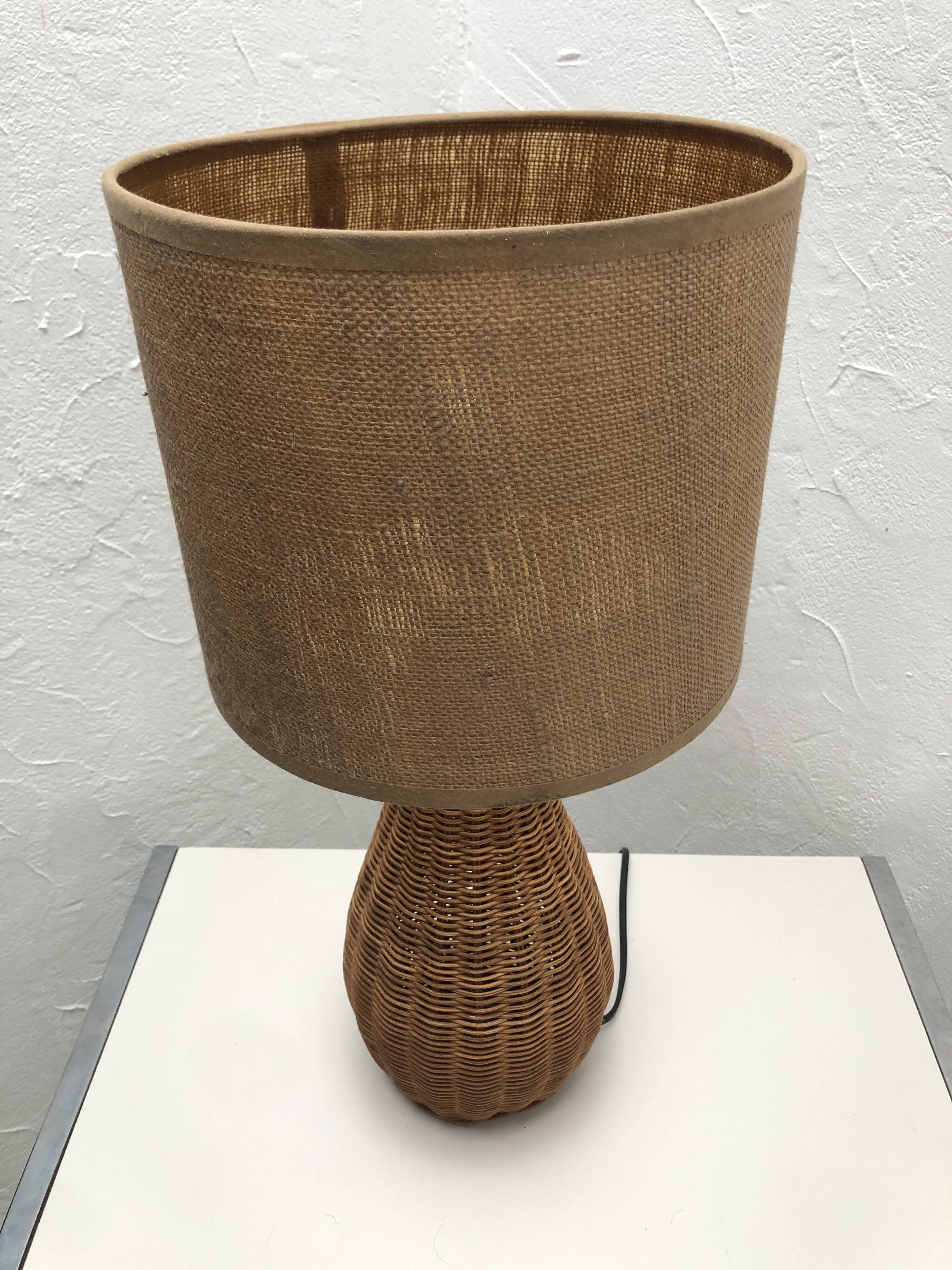 Rattan lamp and jute lampshade