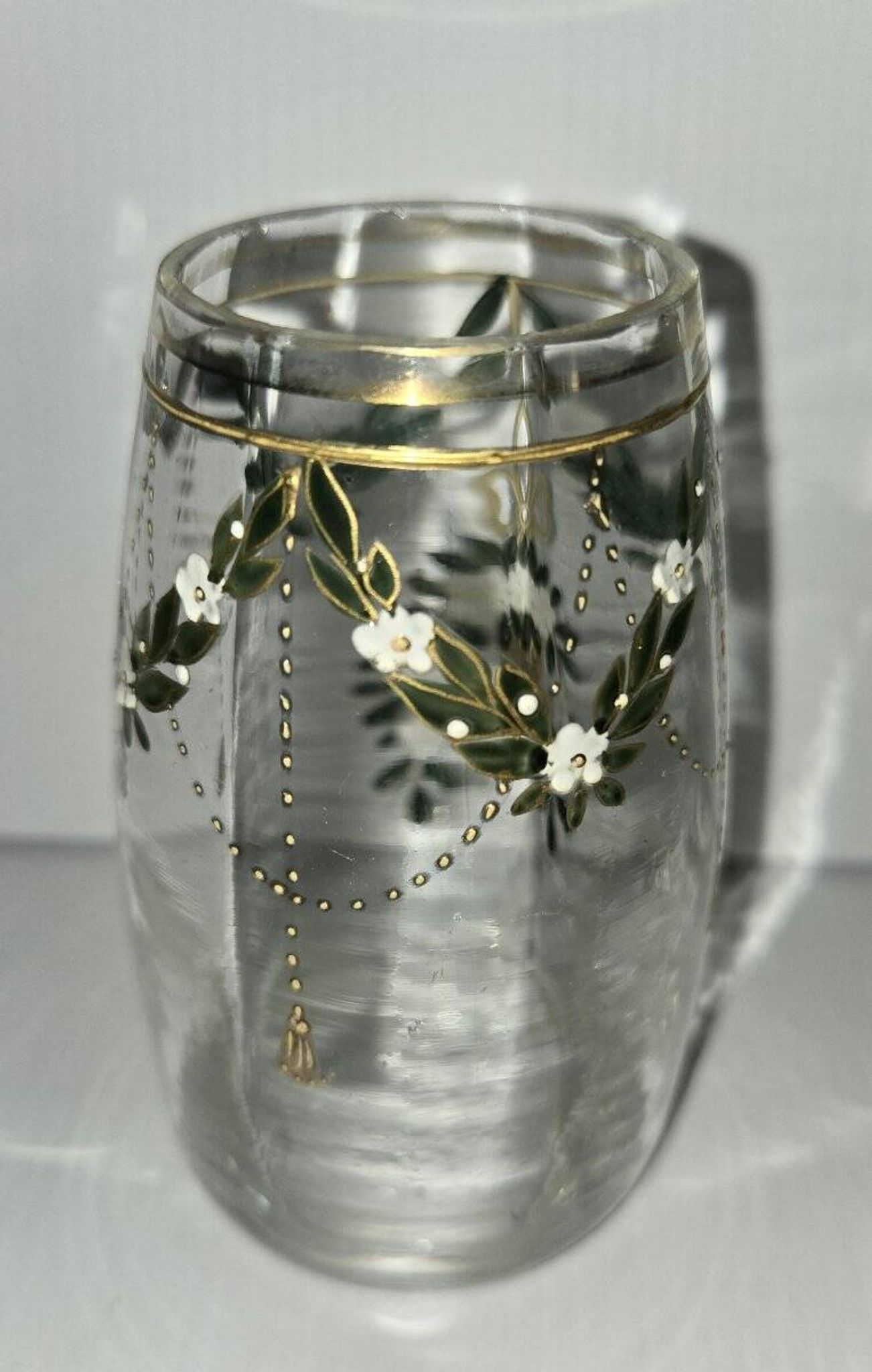 Vase époque Art Nouveau décoré à la main