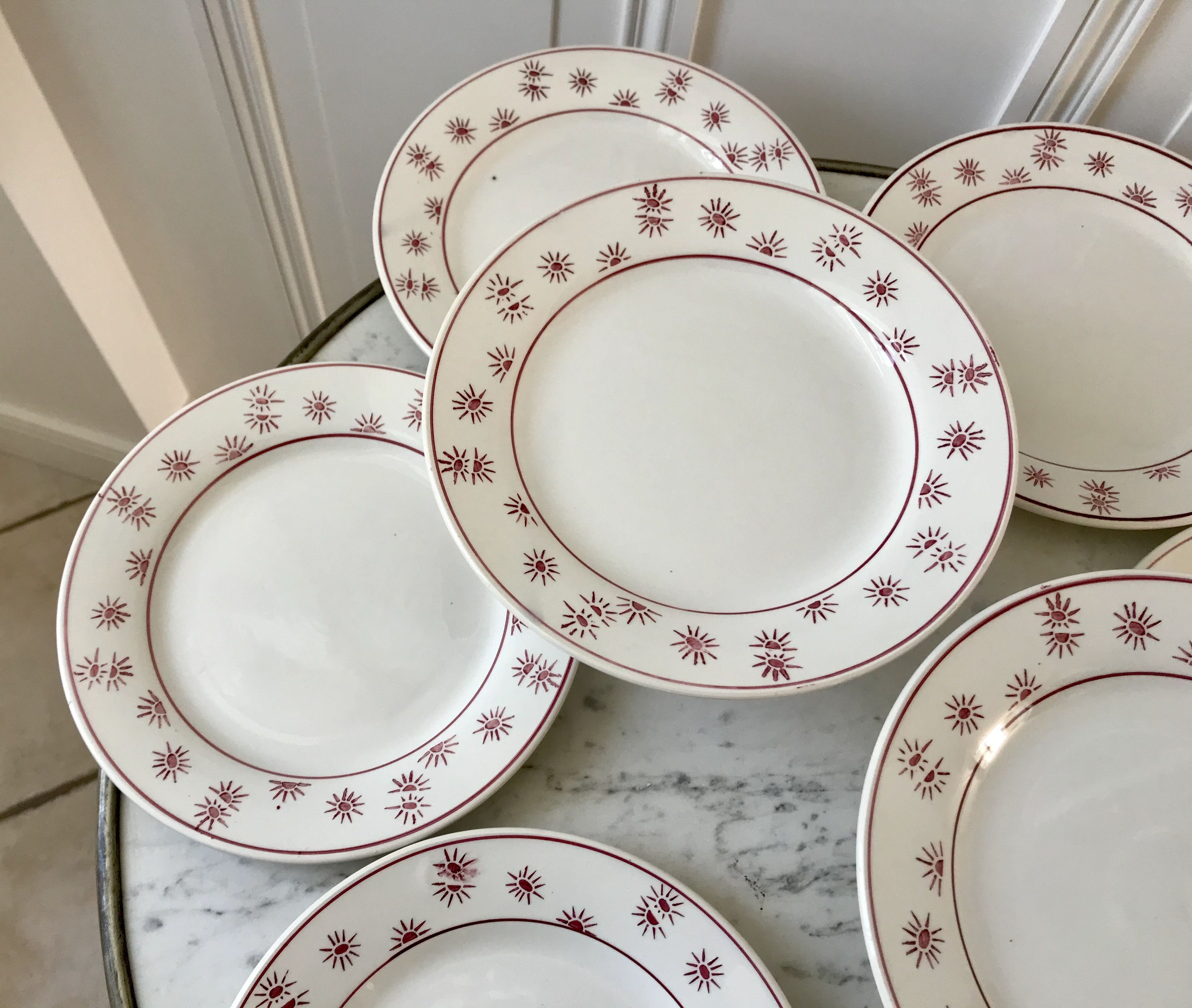 Set of 8 dessert plates Digoin Sarreguemines model "Andrée" small suns 30s