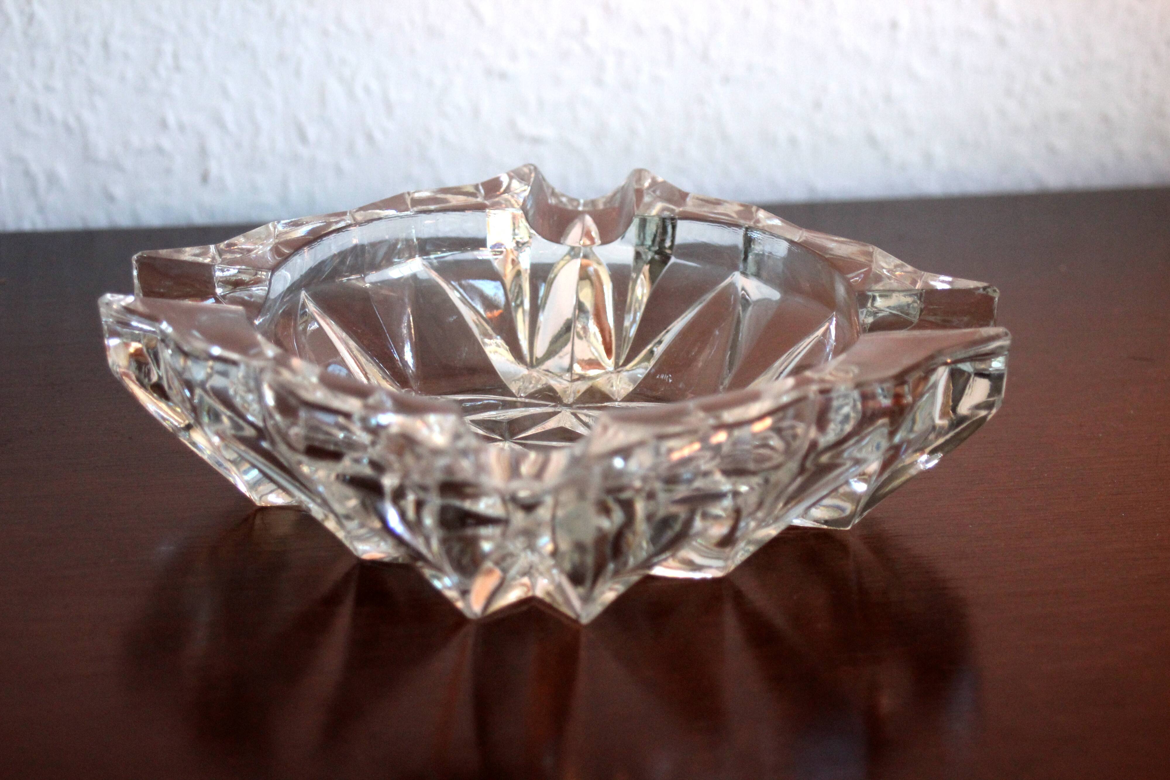 Lead crystal glass ashtray