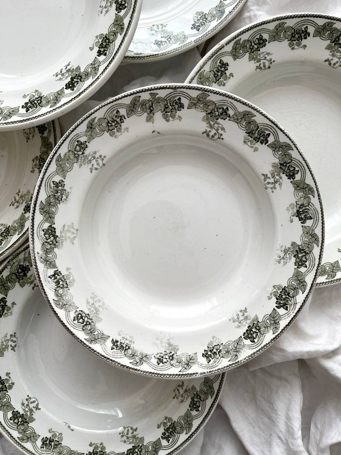 6 “Violetta” ironstone soup plates from Moulin des Loups Hamage