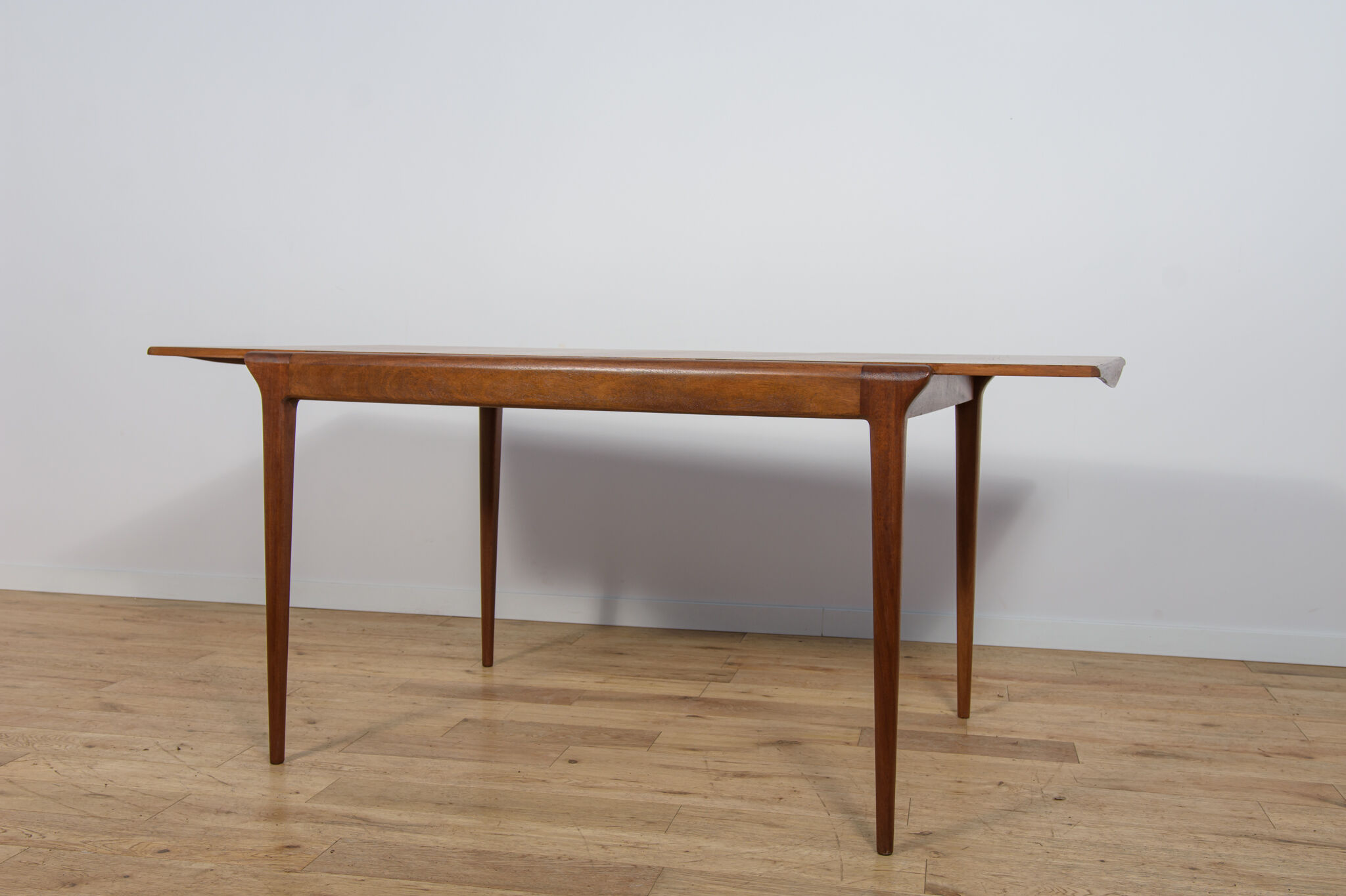 Mid-Century Teak Extendable Dining Table from McIntosh, United Kingdom, 1960s