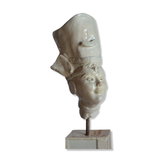 Bust plaster or resin female character