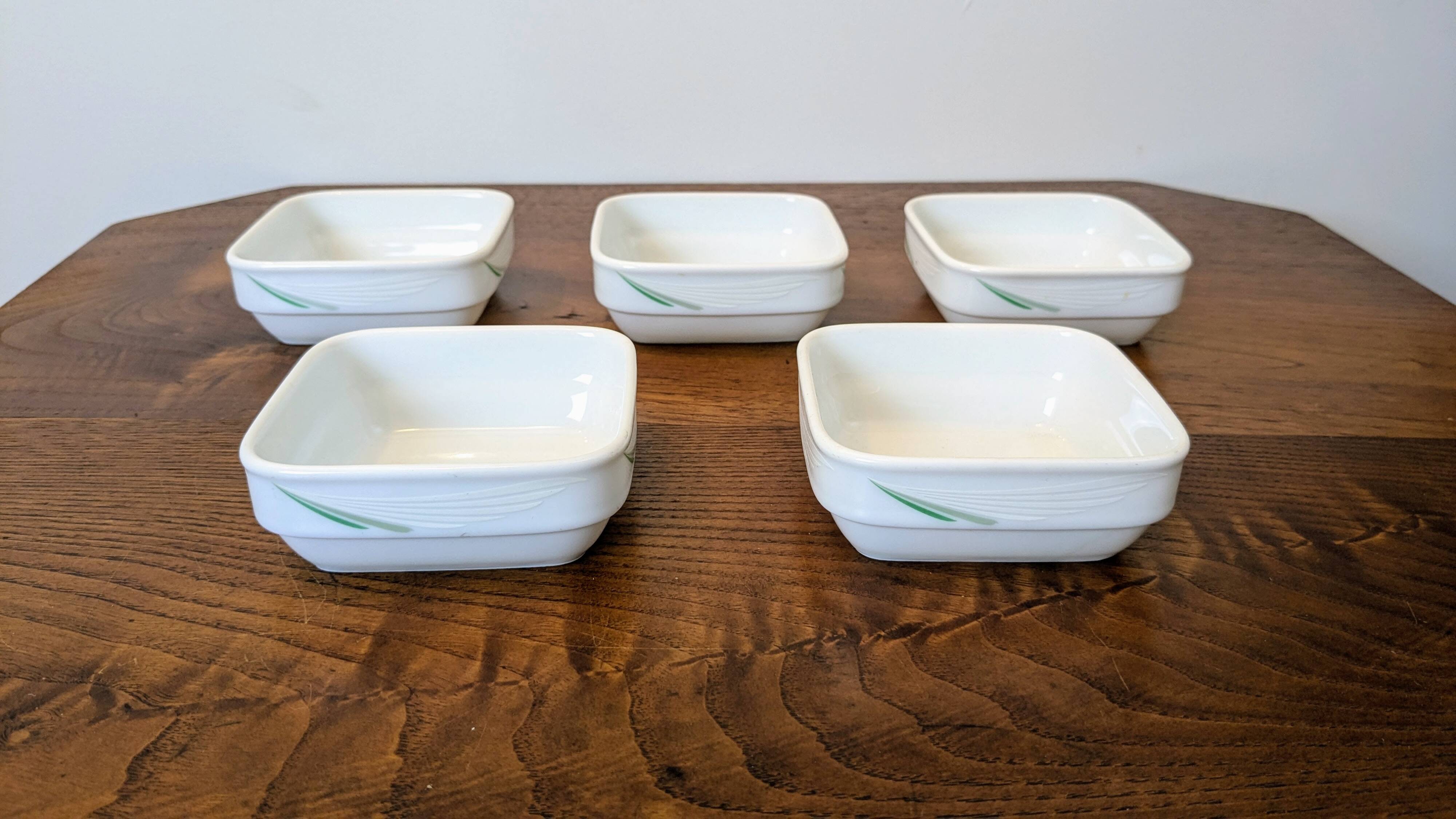 Set of 5 vintage bowls from Eva Air in porcelain from Noritake Japan