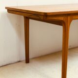 Table basse à rallonge en teck du milieu du siècle par Tom Robertson pour McIntosh