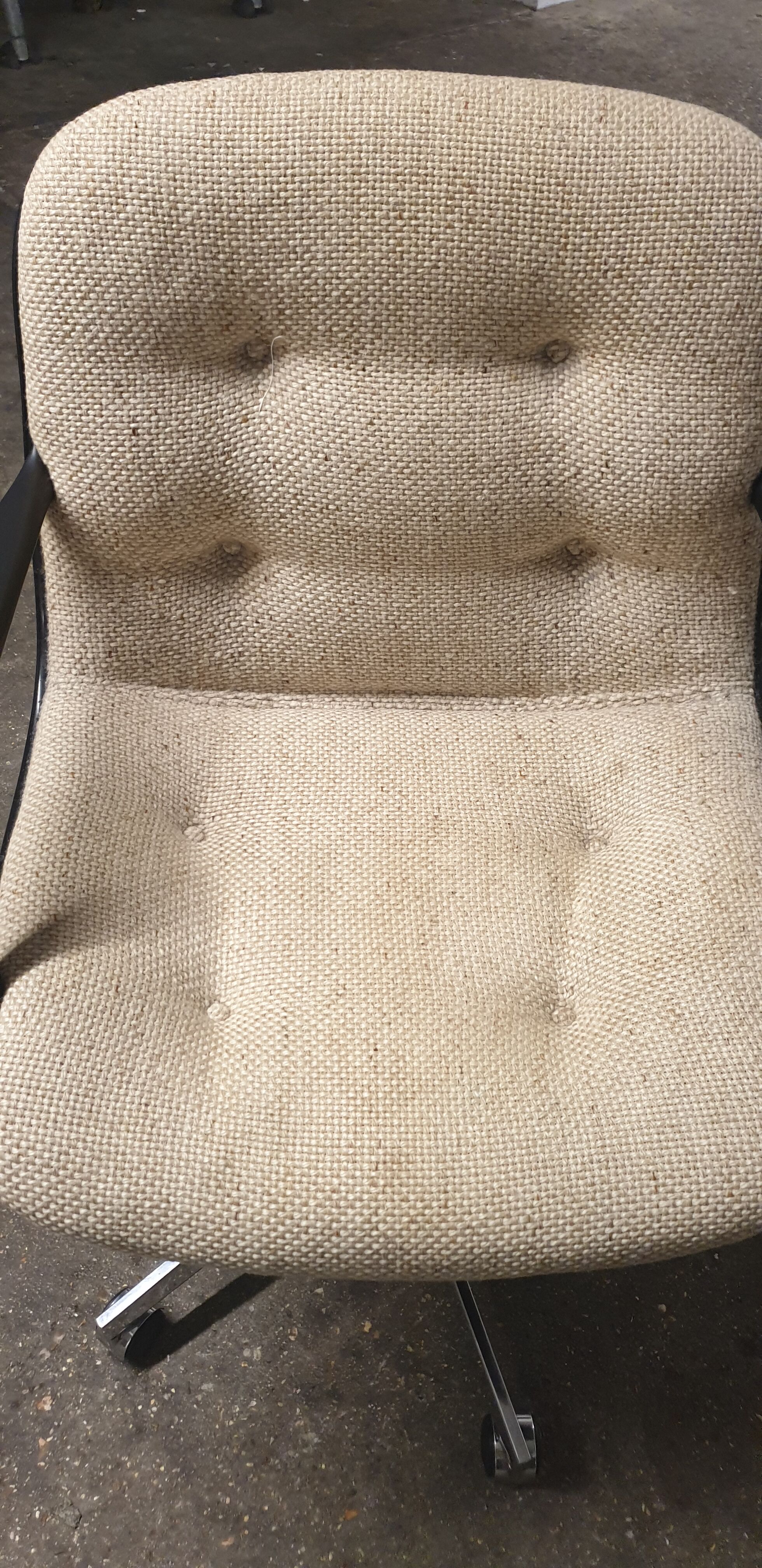 Strafor shell armchair by Randall Buck