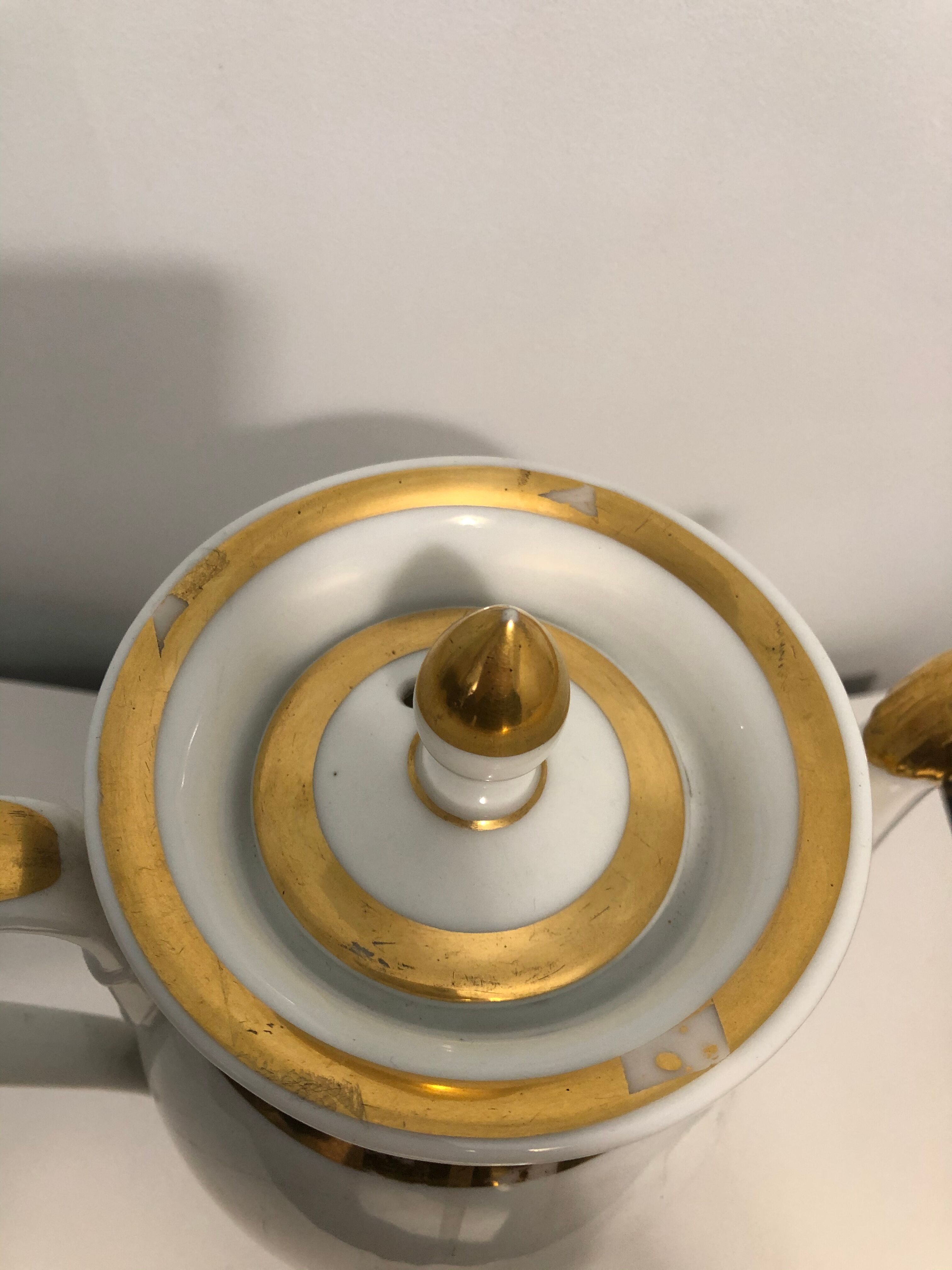 Porcelain coffee maker of old Paris