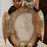 Owl on agate slice