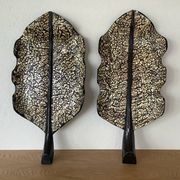 2 Balinese pocket trays