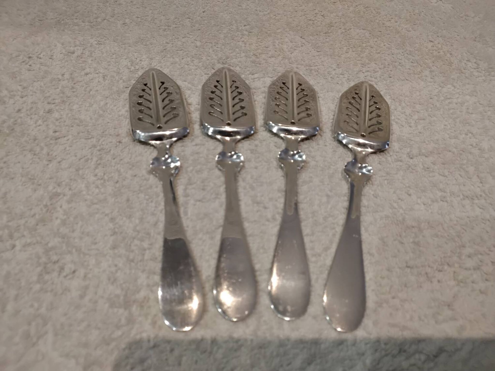 4 silver-plated absinthe spoons by Christofle, 17.5cm