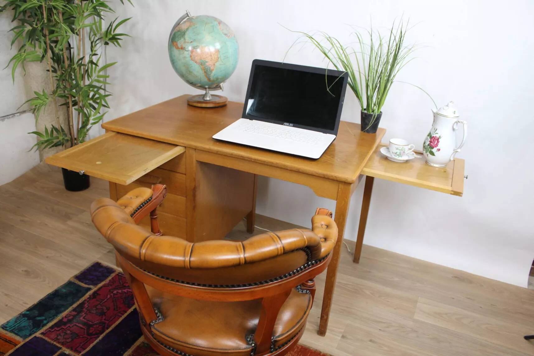 Vintage Scandinavian oak desk with 4 drawers – Sweden – 1960s