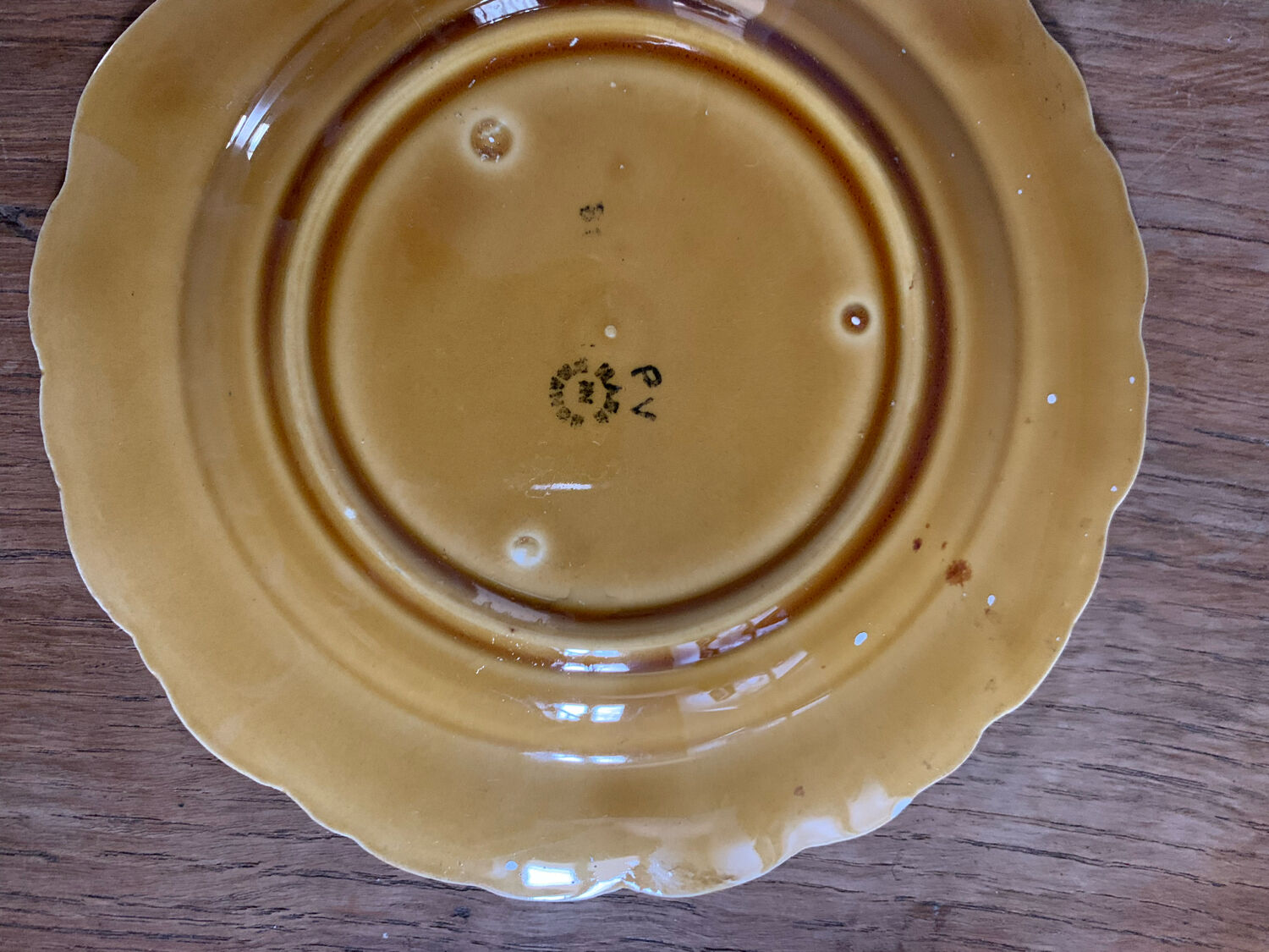 Pair of slip dessert plates