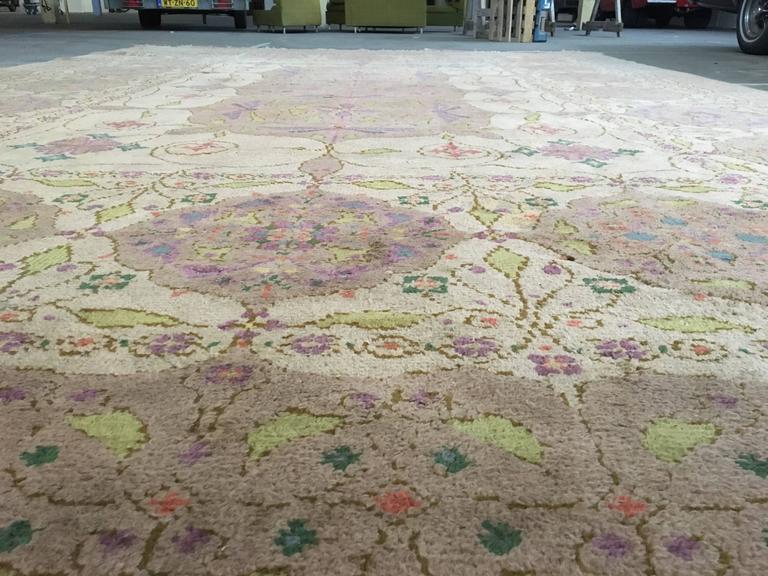 Carpet handmade new art with floral design Theo Nieuwenhuis 367x555cm