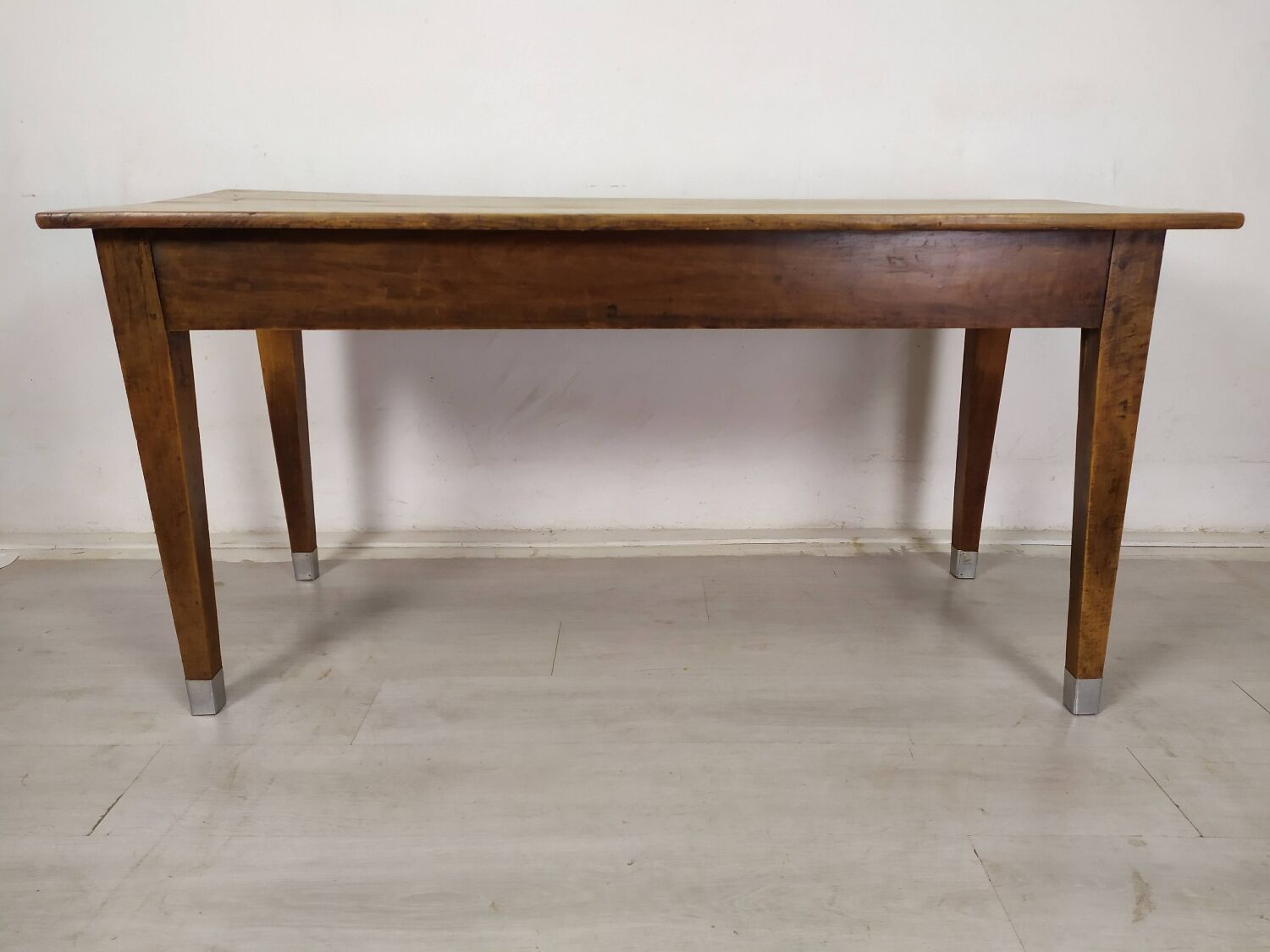 Table de ferme bistrot