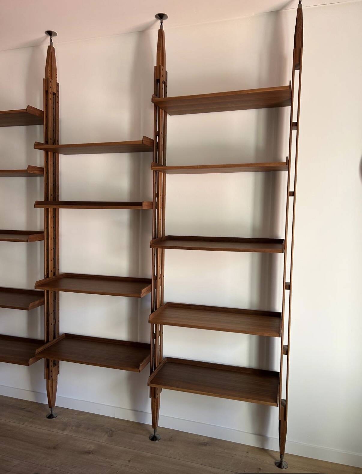 Biblioteque Infinito Cassina