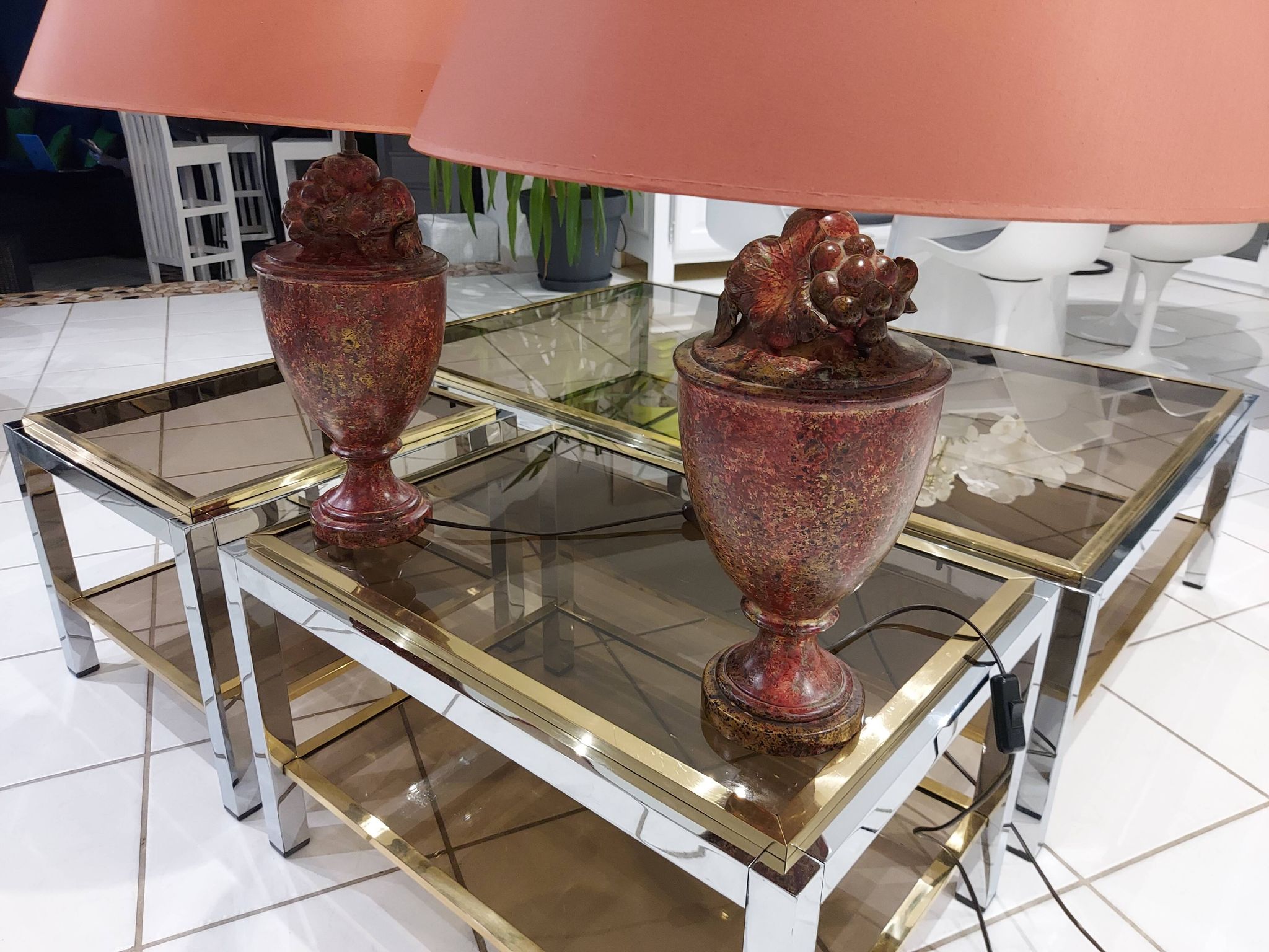Italia lounge coffee table and vintage sofa tips ITALIA by Willy Rizzo 1970