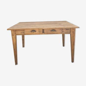 Farmhouse table