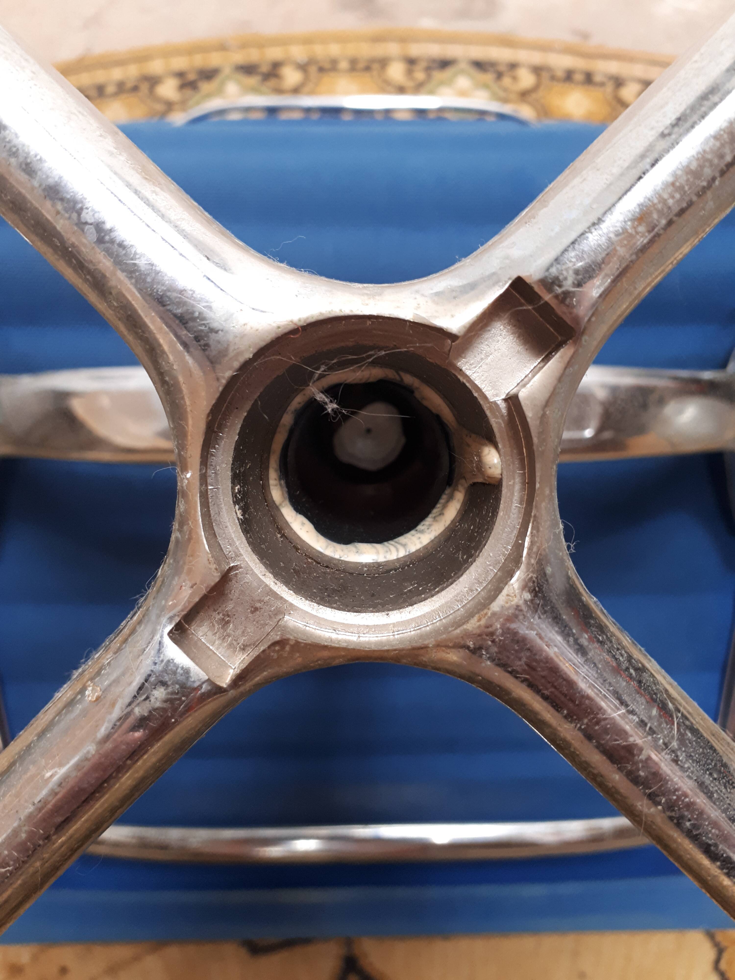 Office chair living room eames ea 106 aluminum group vitra vintage 80s