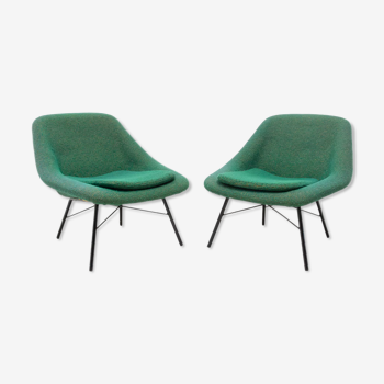 Paire de fauteuils du milieu du siècle par Magda Sépová produite par TON années 1960