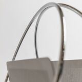 Porte-revues en métal chromé argenté vintage par Mascagni – design perforé, style futuriste, Italie années 1970