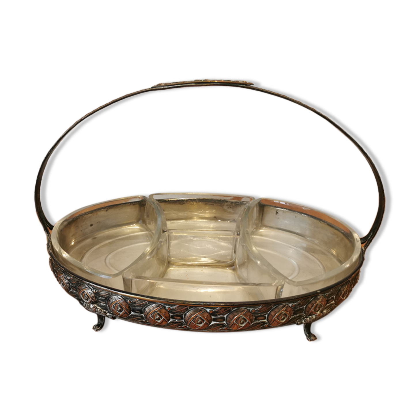 Compartmentalized silver metal top