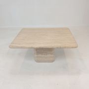 Table basse italienne en travertin, années 1980