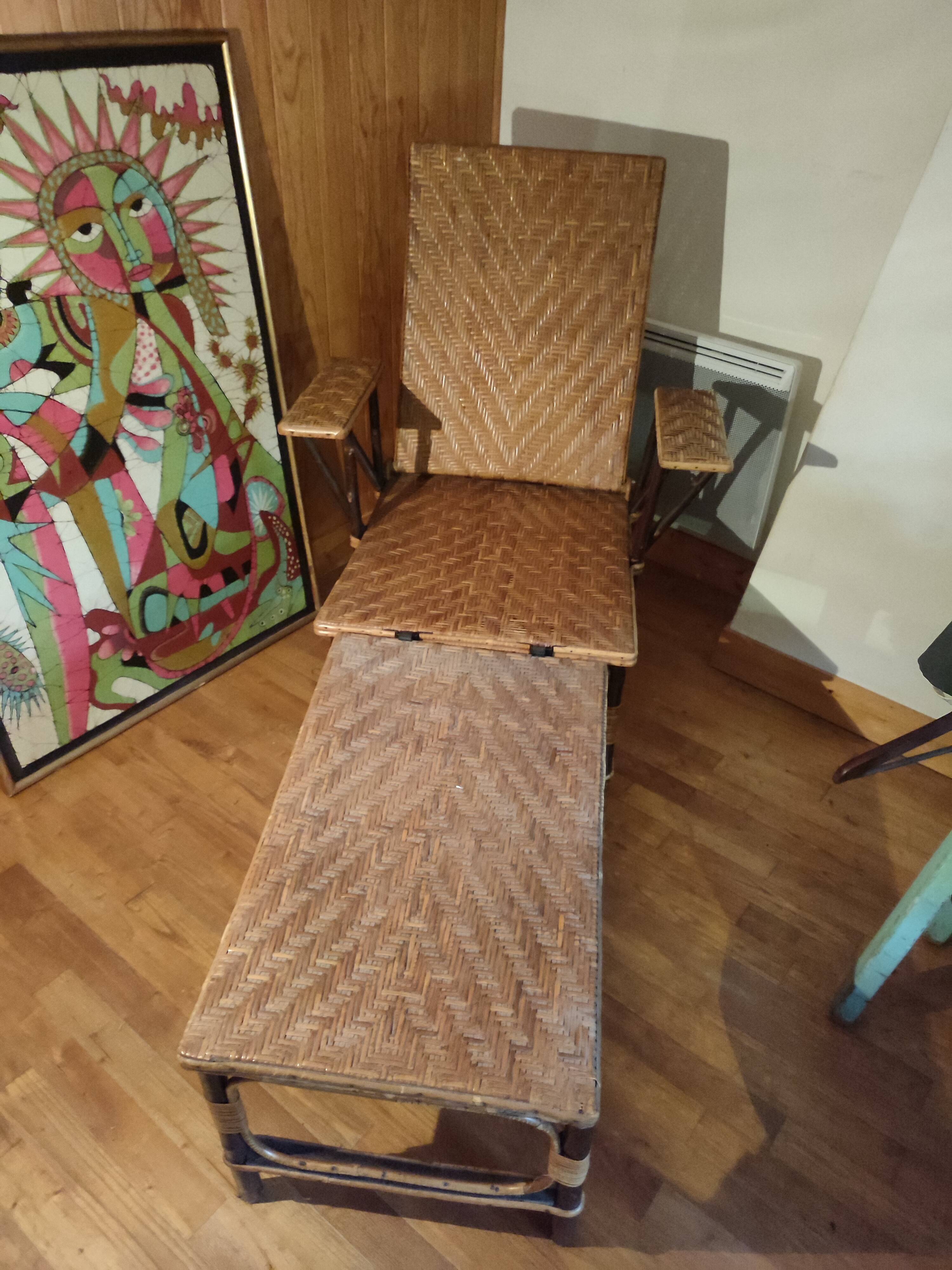 Braided rattan chaise longue 1920-30