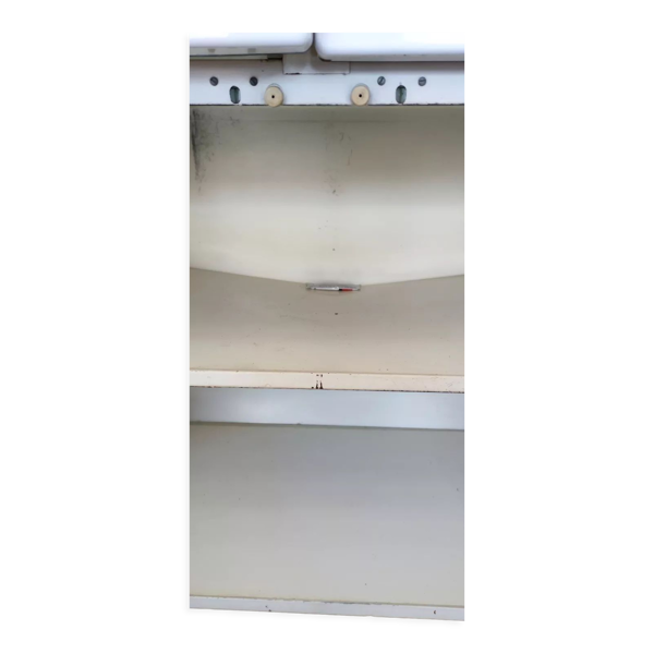 Buffet en tôle émaillée deux portes deux tiroirs