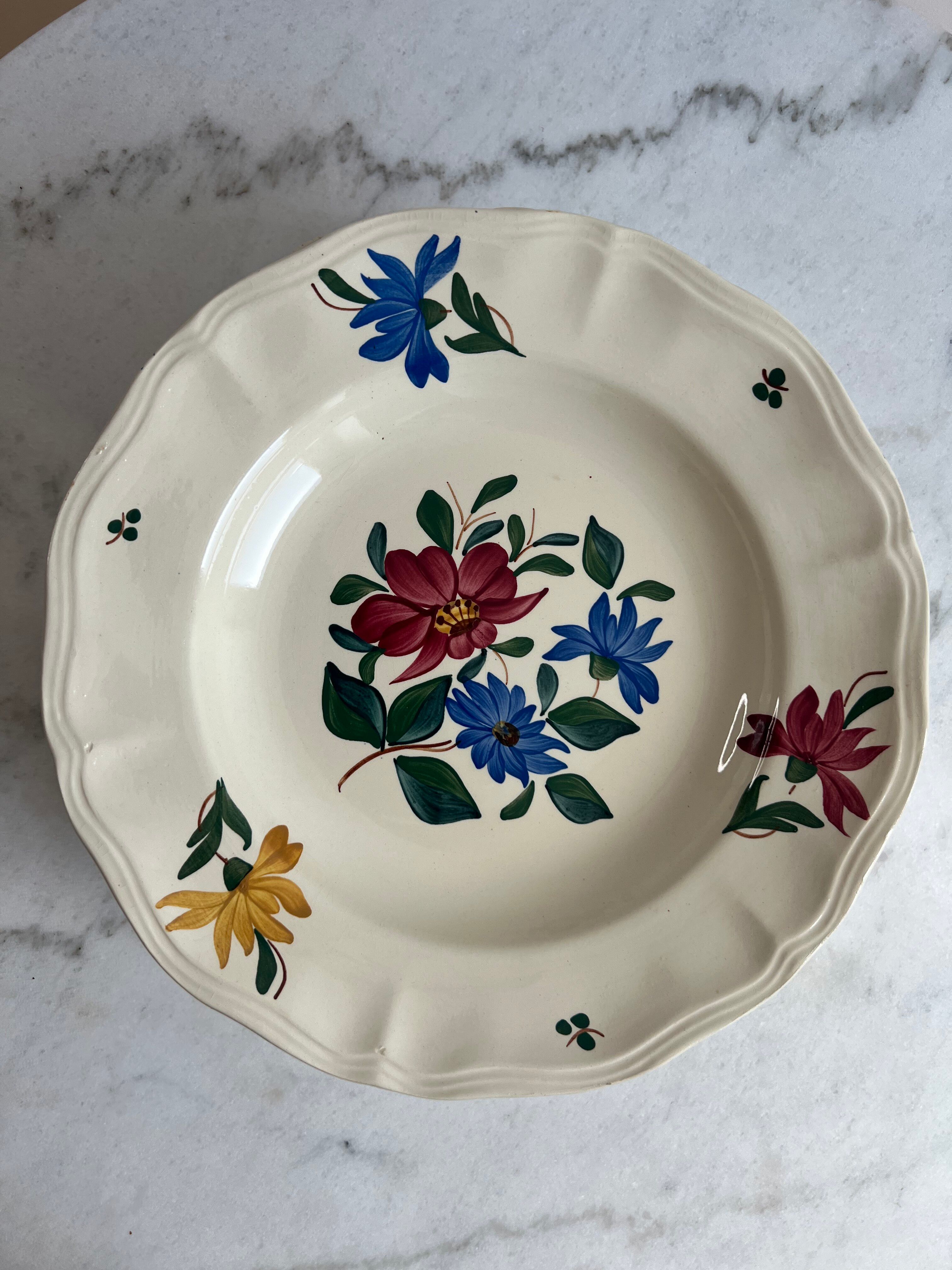Lot 11 assiettes creuses Sarreguemines et Digoin