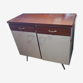 Buffet bas formica