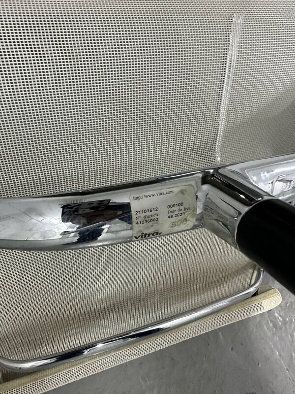 Fauteuil EA 108 Charles & Ray Eames édition Vitra