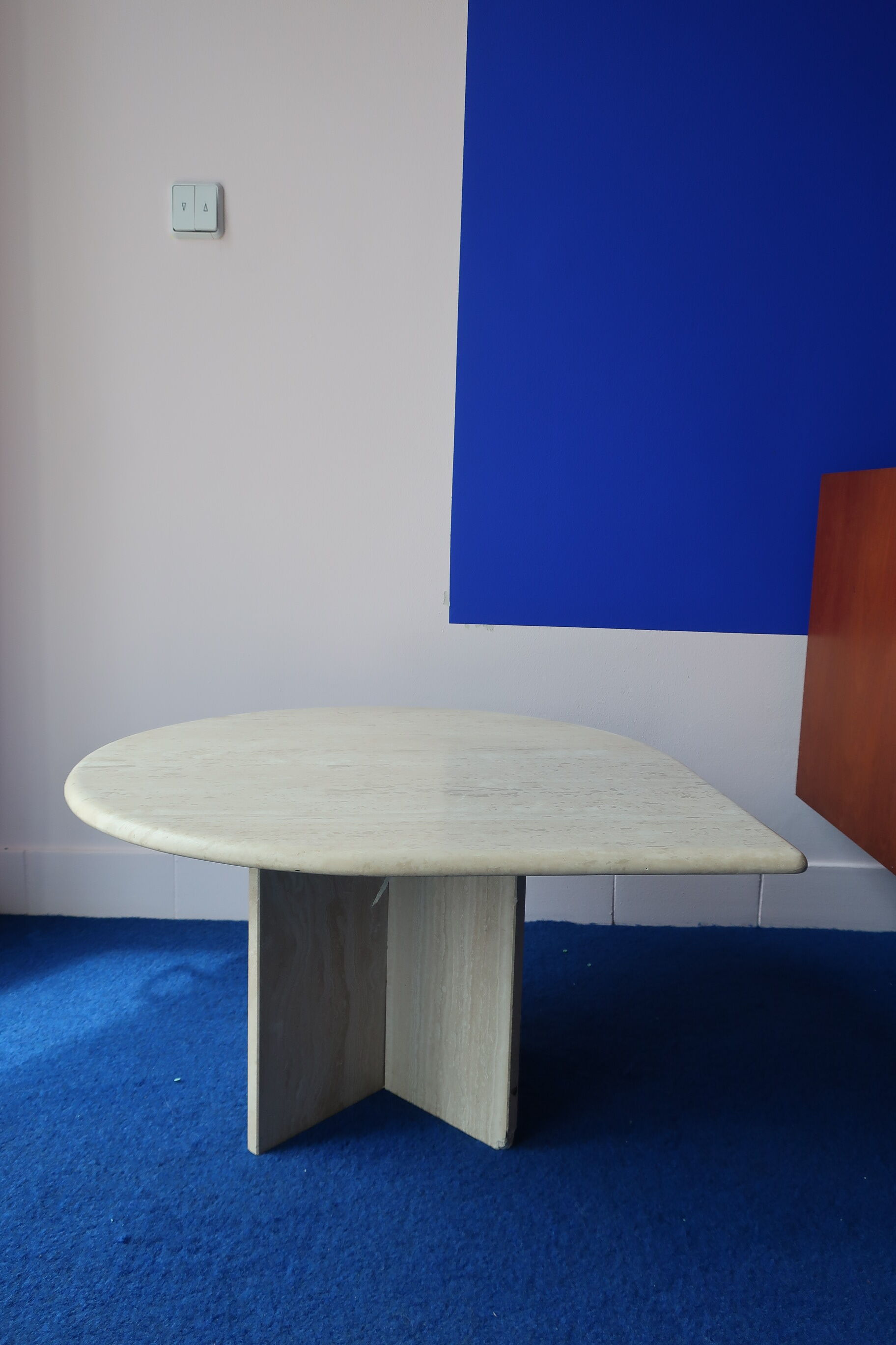 Vintage tables of the 80s in travertine