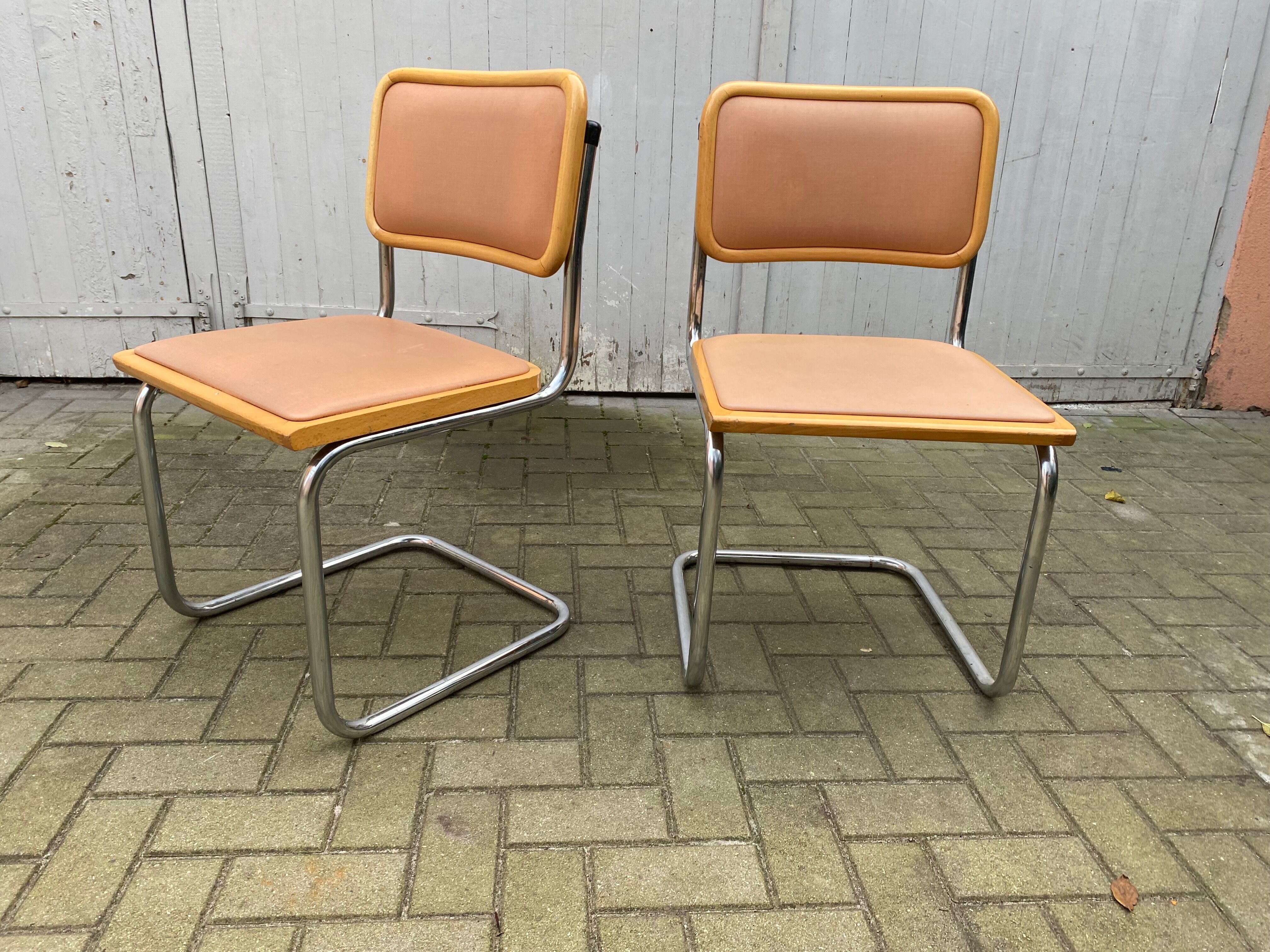 Pair of chairs by Marcel Breuer Cesca B32 skaï 1960
