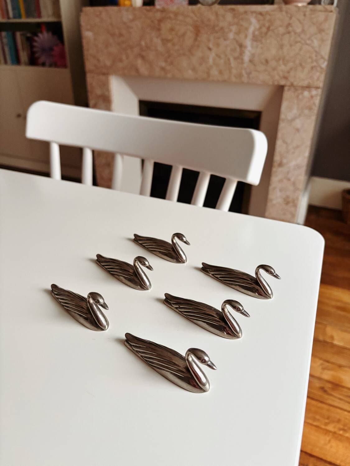 Set of 6 vintage silver-plated metal swan knife rests