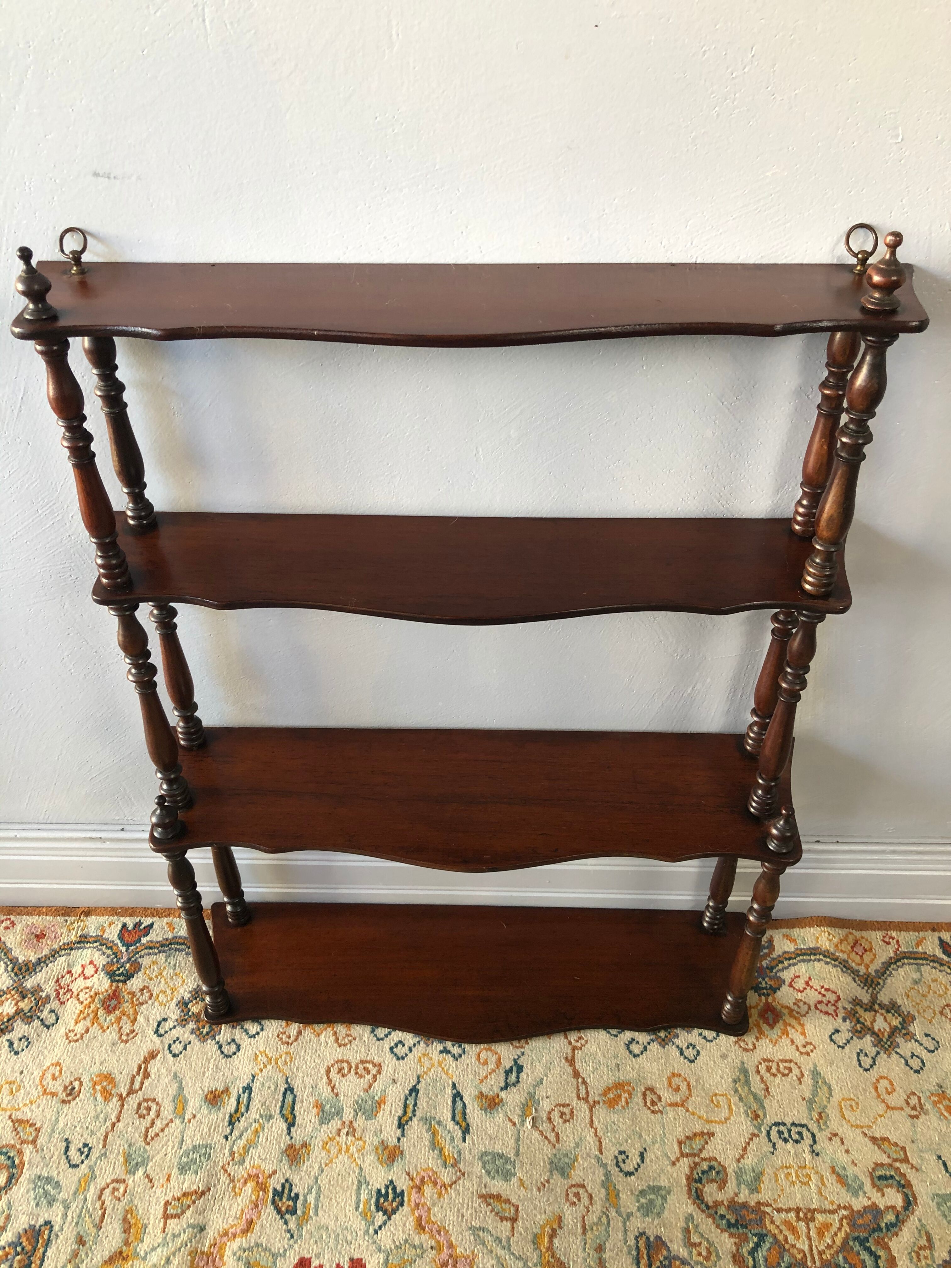 Old shelf to lay or hang