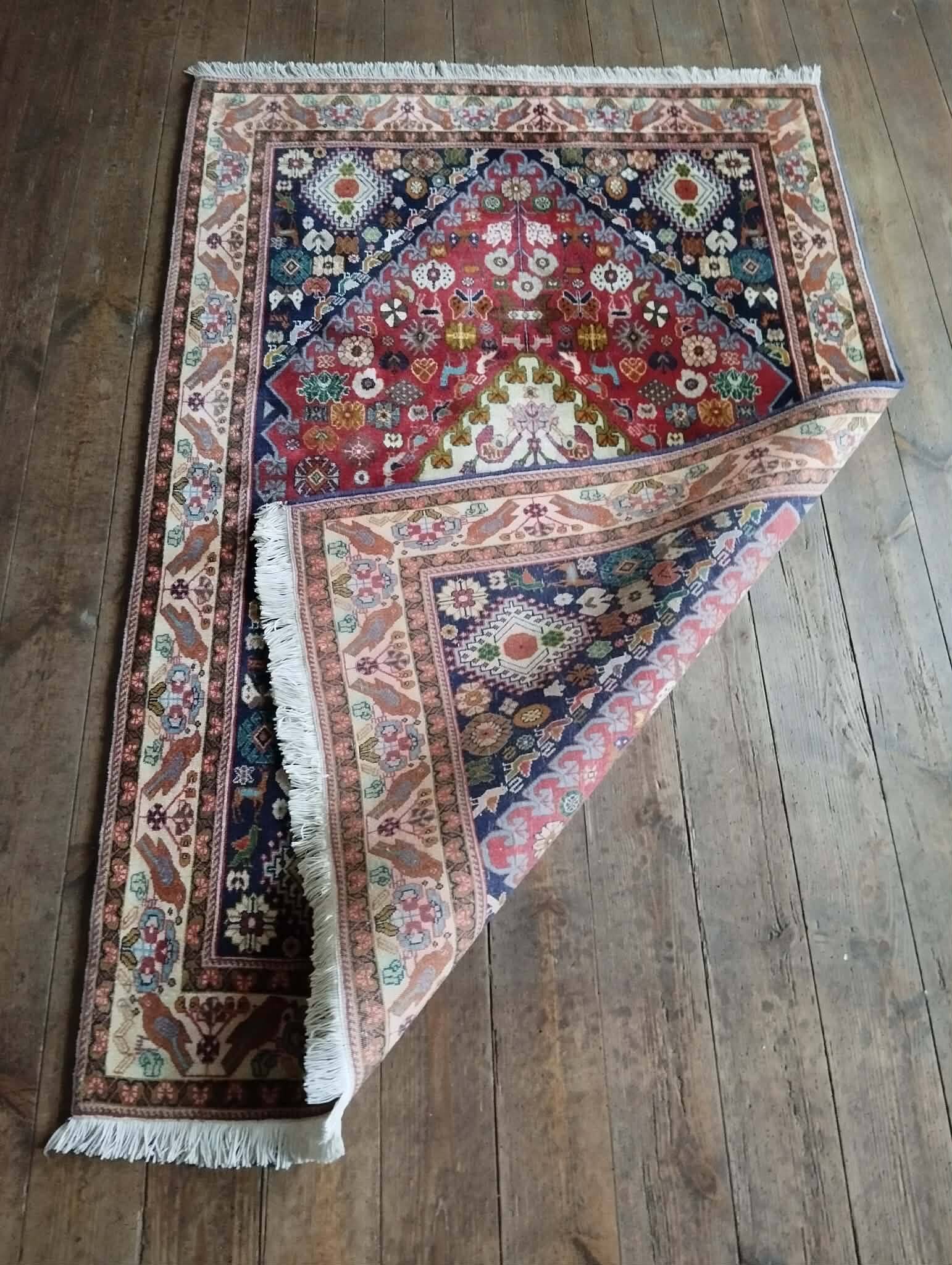 Handmade Persian Abadeh rug 151x102cm