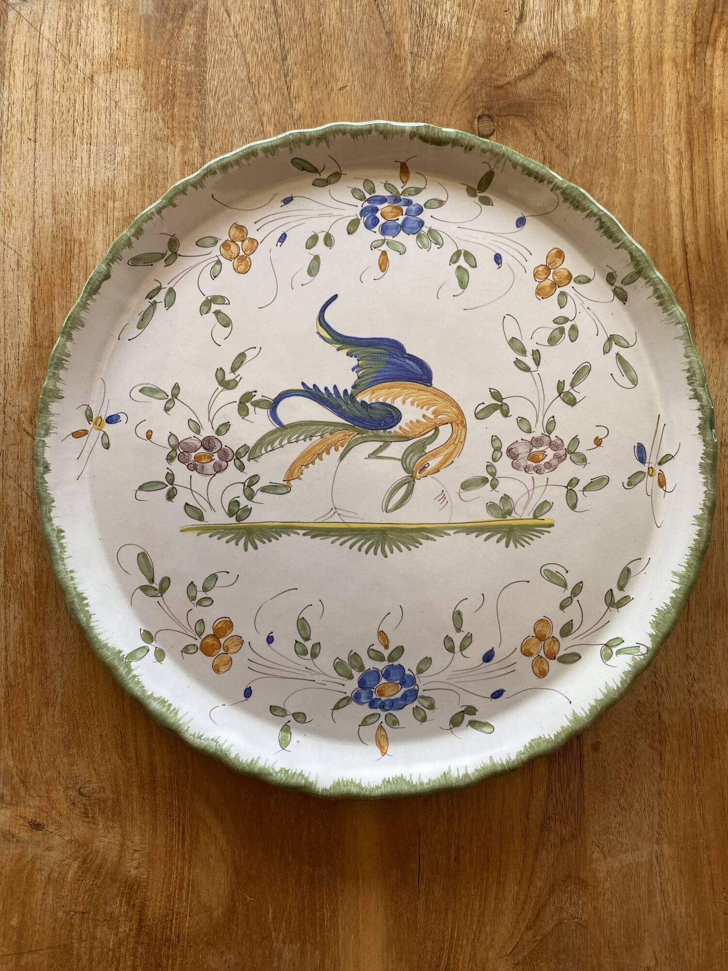 Decorative pie dish in Moustiers porcelain
