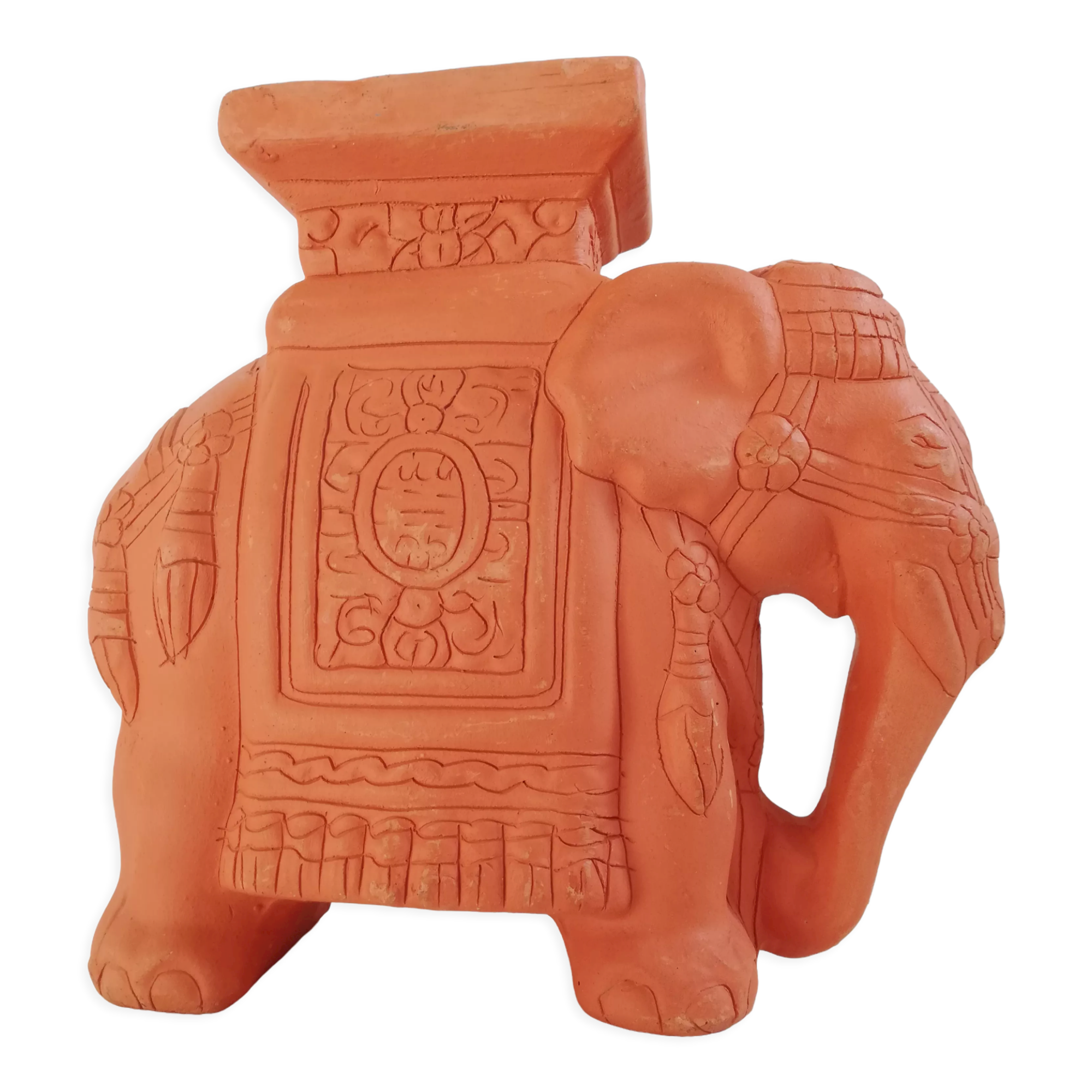 Raw ceramic elephant
