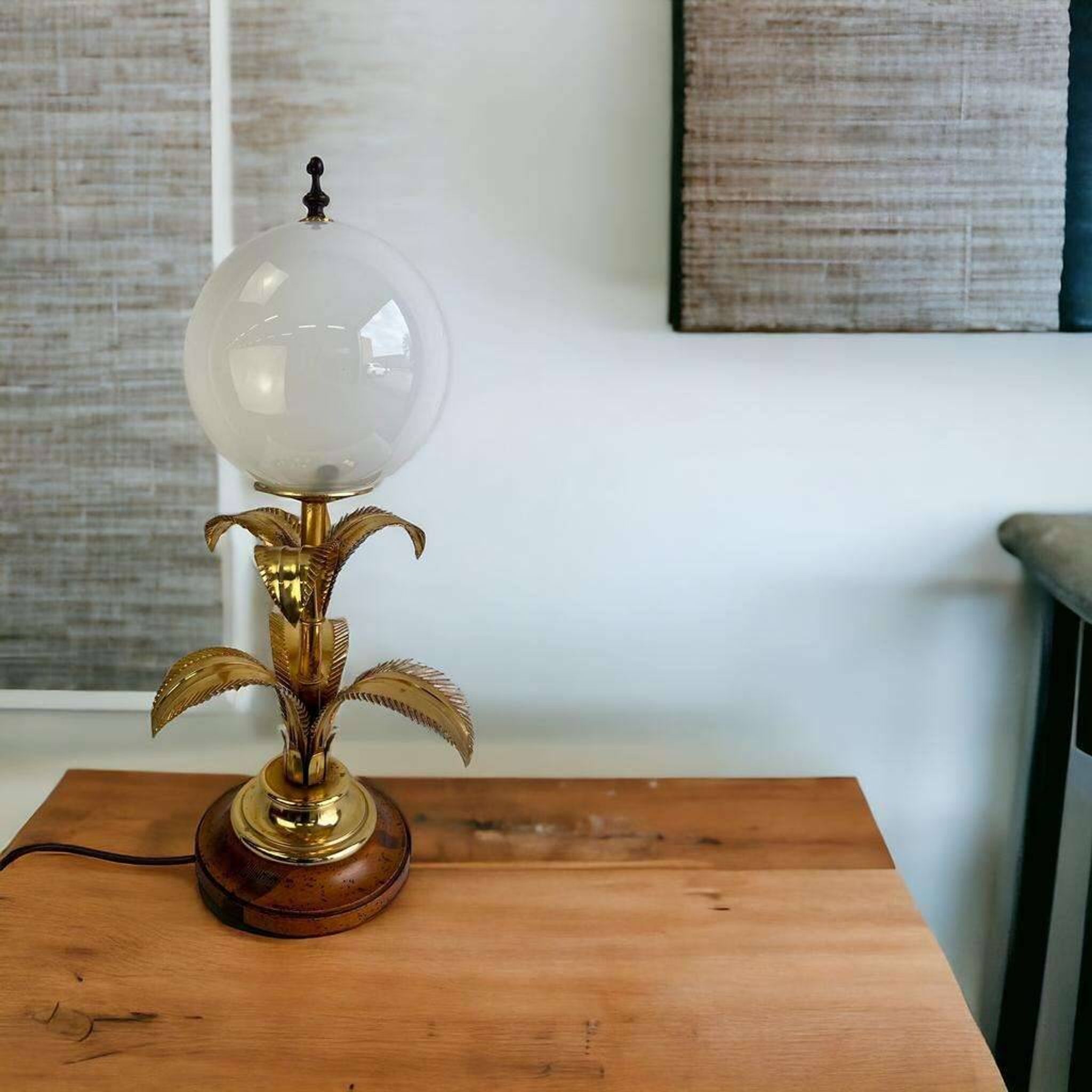 LAMPE DE TABLE HAUTE VINTAGE AVEC PALMIERS "DORÉS", STYLE HANS KÖGL