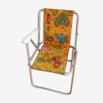 Vintage folding chair for children