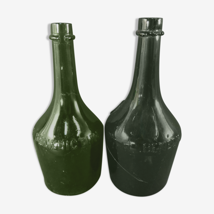 Lot de 2 anciennes bouteille de liqueur benedictine en verre soufflé |  Selency